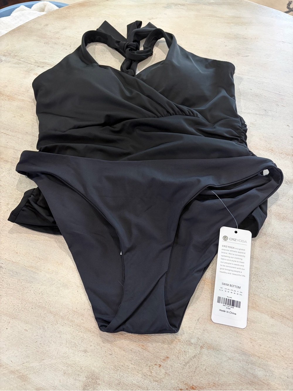 🌊🐳🌴Boden Black Halter Tankini Top & CRZ Yoga Bikini Bottom Set🌴🐬☀️